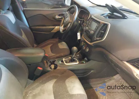 2017 Jeep Cherokee Sport 4X4 from USA, damaged, VIN 1C4PJMAB6HD22697